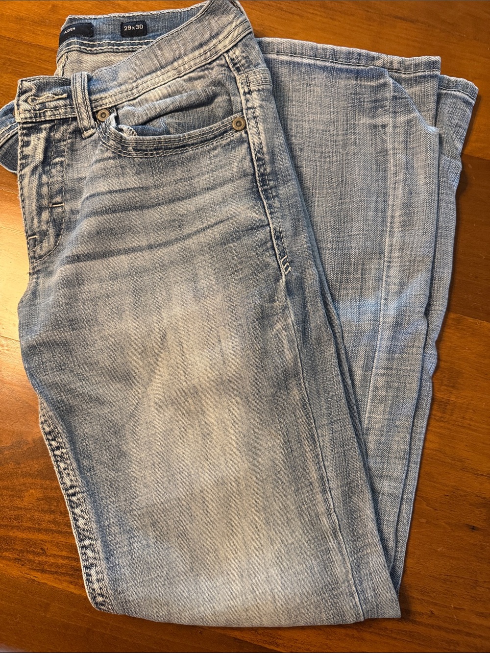 BKE Light Blue Relaxed Men’s Jeans